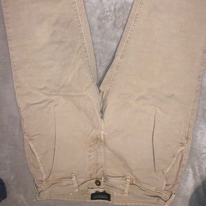 American Eagle Khakis 31/30